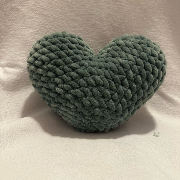 Hand made crochet heart plush/pillow - Picture 2 of 4